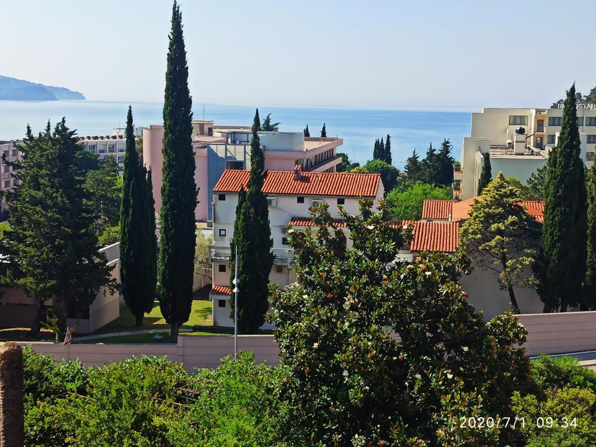 Apartments Mitende Budva Eksteriør billede