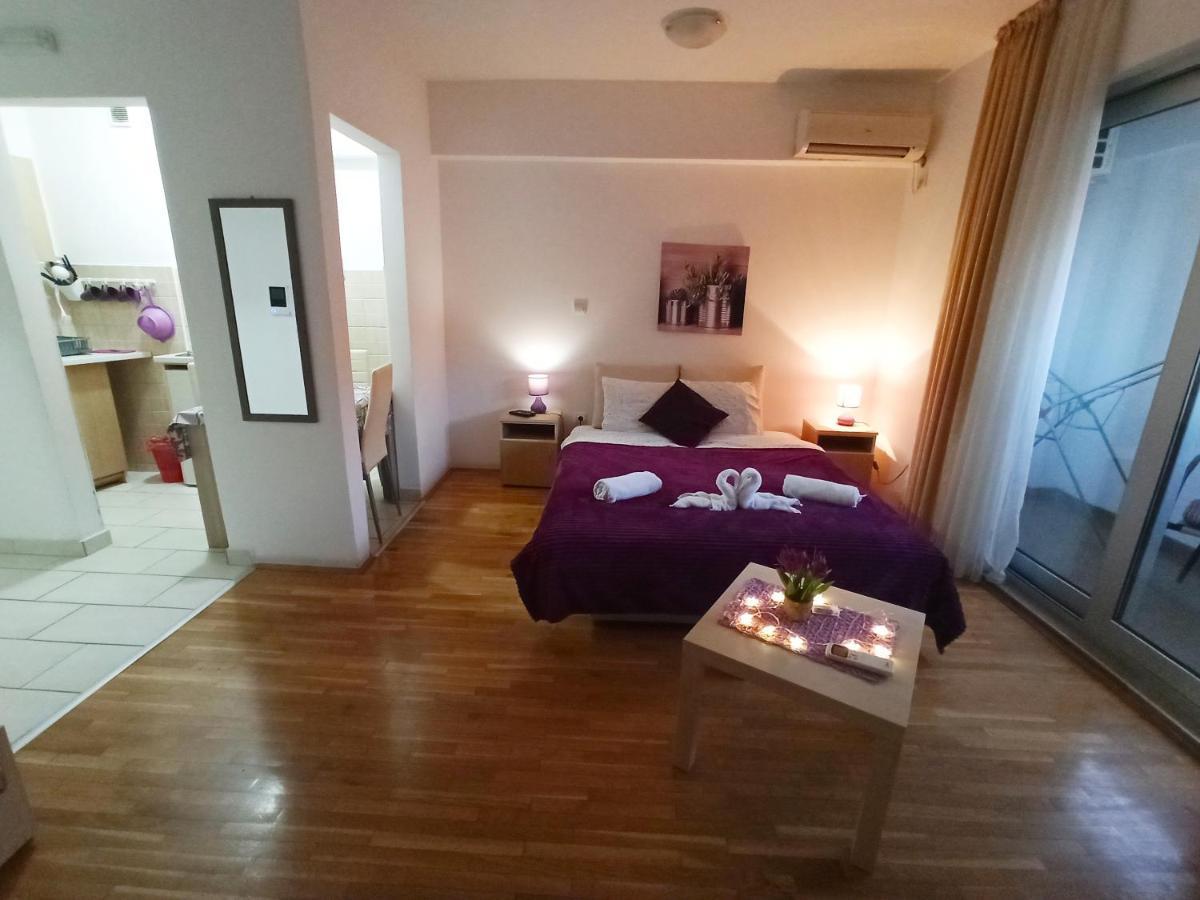 Apartments Mitende Budva Eksteriør billede