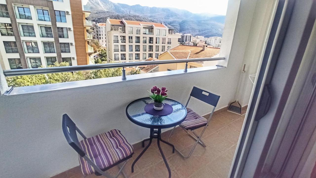 Apartments Mitende Budva Eksteriør billede