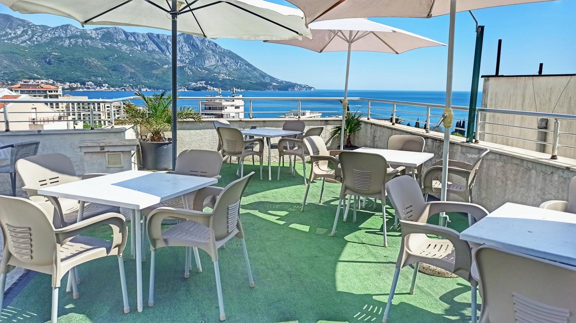 Apartments Mitende Budva Eksteriør billede
