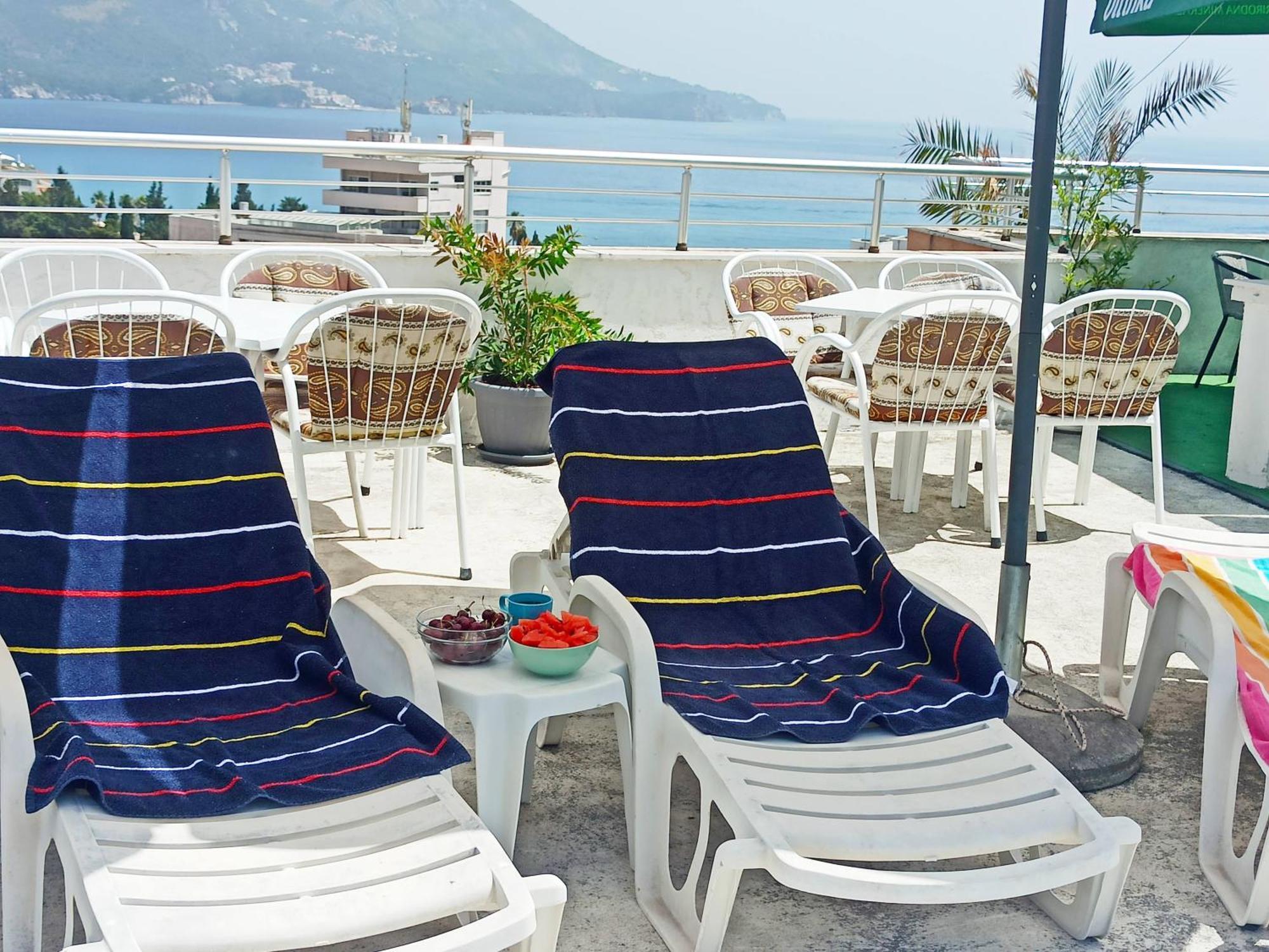 Apartments Mitende Budva Eksteriør billede