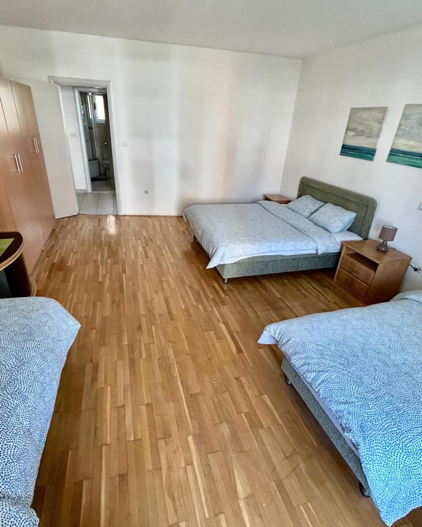 Apartments Mitende Budva Eksteriør billede