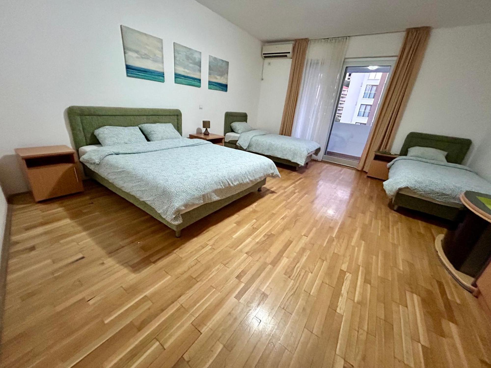 Apartments Mitende Budva Eksteriør billede