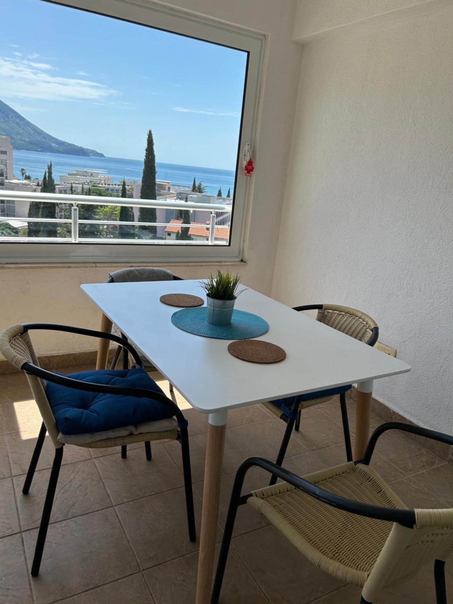 Apartments Mitende Budva Eksteriør billede