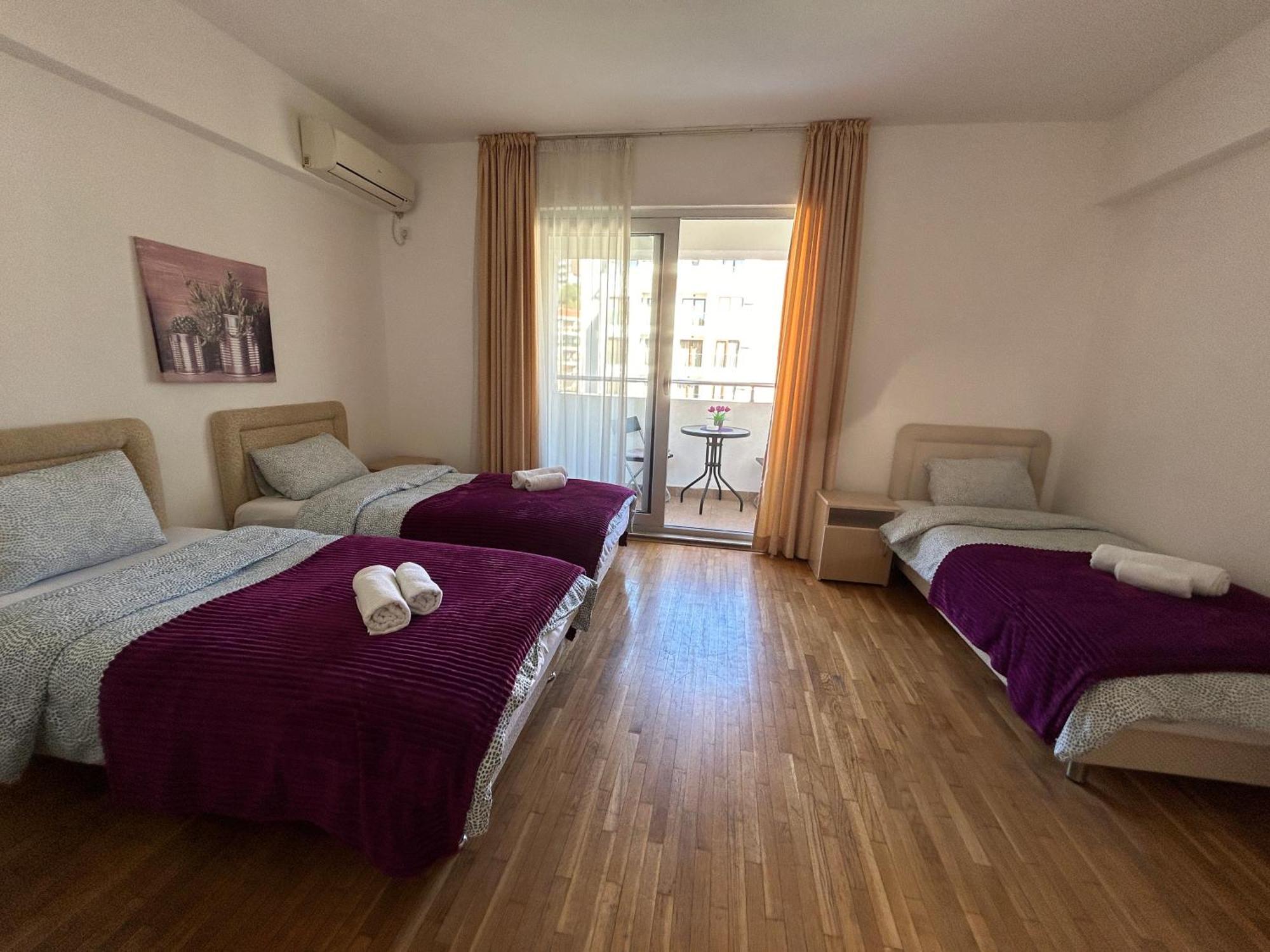 Apartments Mitende Budva Eksteriør billede